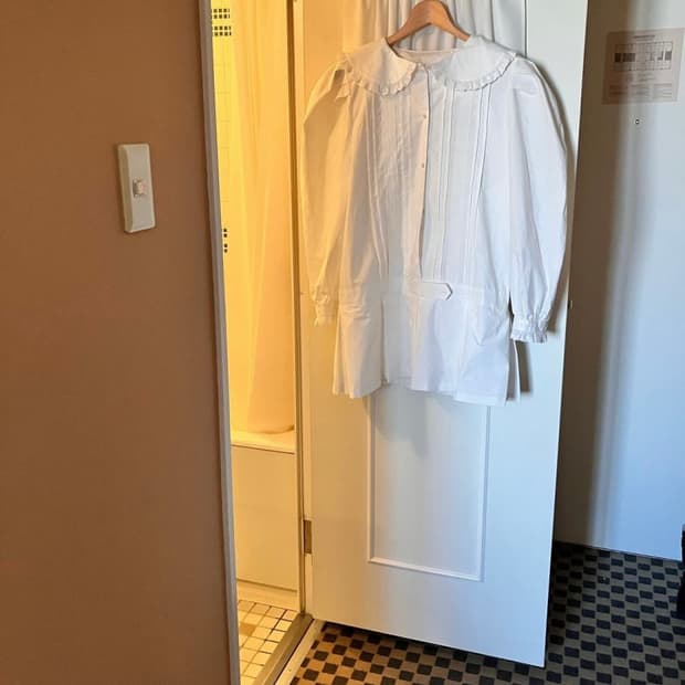 neuadult 노이어덜트 핀턱 로우웨이스트 원피스 퍼프 코튼 레이스