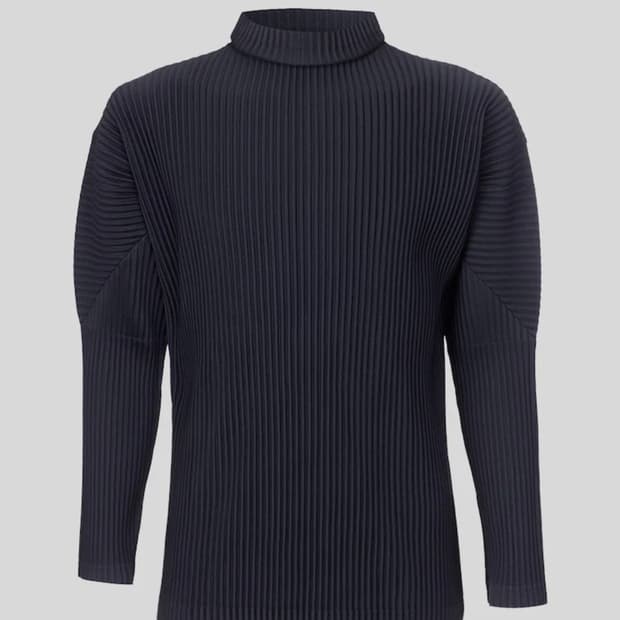 옴므 플리세 베이직 하이넥