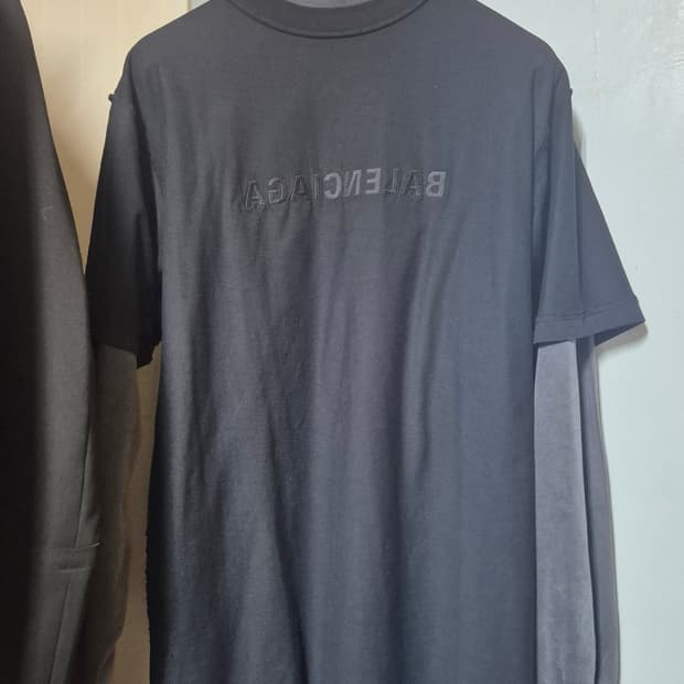 발렌시아가 레이어드 슬리브 2사이즈