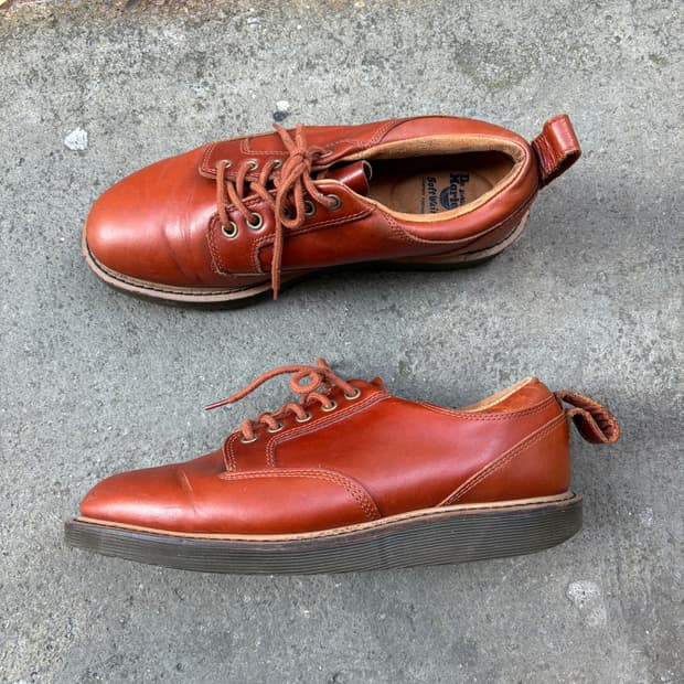 Dr. Martens 닥터마틴 로퍼 (270)