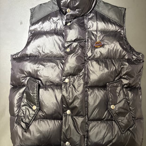 몽클레어 팜엔젤스 콜라보 패딩 베스트 조끼