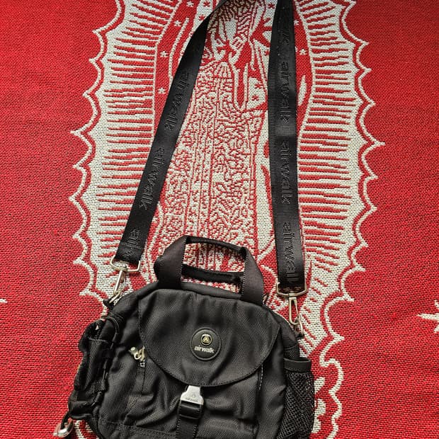 [20년 이상된 희귀 빈티지] Lucas 자수 레트로 데님 백팩 