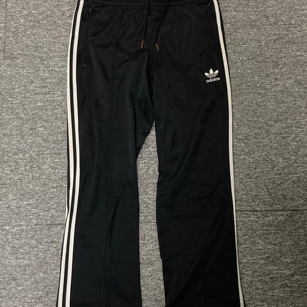 아디다스 삼선 트레이닝 팬츠 블랙 105