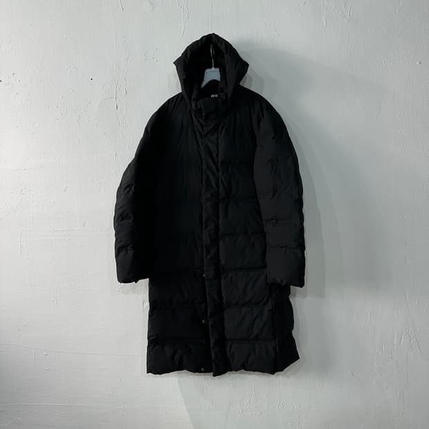 유니클로 심리스 롱패딩 M