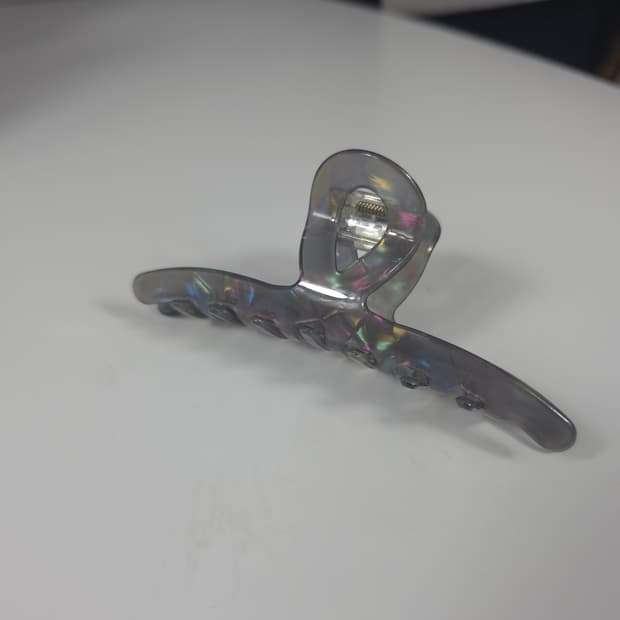 [새상품] 블랙 오로라 홀로그램 그레이 집게핀 헤어 악세사리