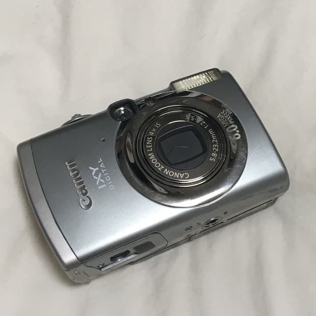 Canon IXUS 800IS / B급