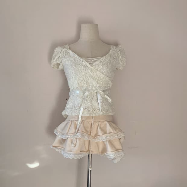 tralala 트랄라라 스커트 빈티지 블라우스 양산형 오네갸루 히메갸루