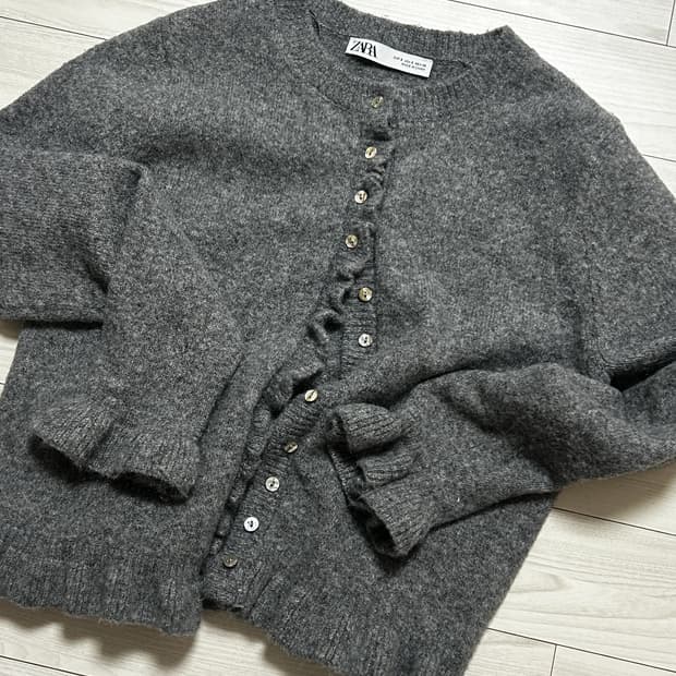 자라 프릴 가디건 그레이