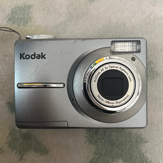 코닥 c813 실버 빈티지 카메라 디카
