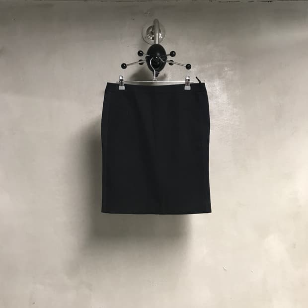 프라다 블랙 미디 스커트 42