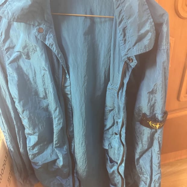 스톤아일랜드 나일론 메탈 자켓 l사이즈 