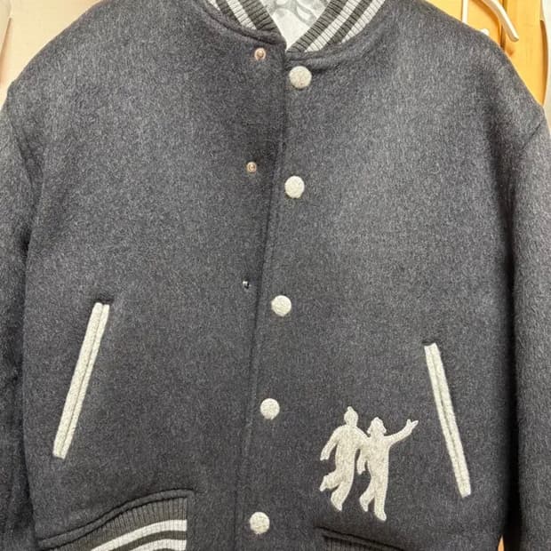 stu 패디드 봄버 바시티 m