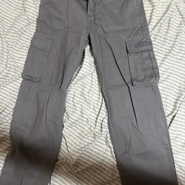 플라스틱 프로덕트 그레이 카고팬츠