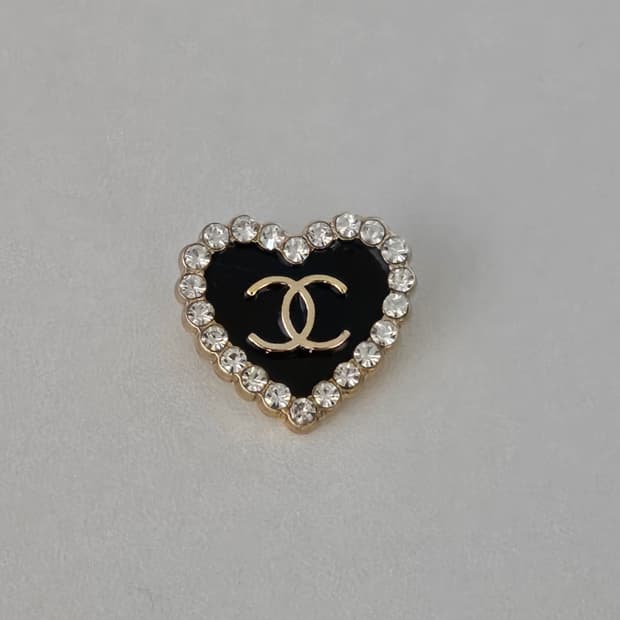 샤넬 정품 빈티지 업사이클링 브로치