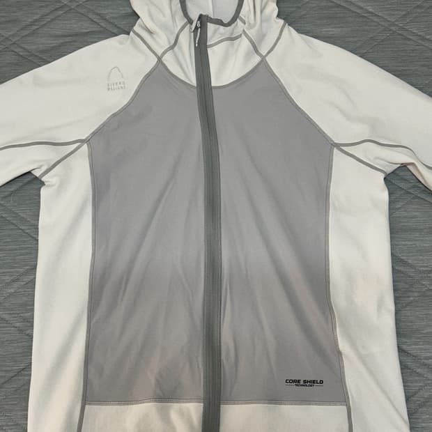 시에라디자인 집업