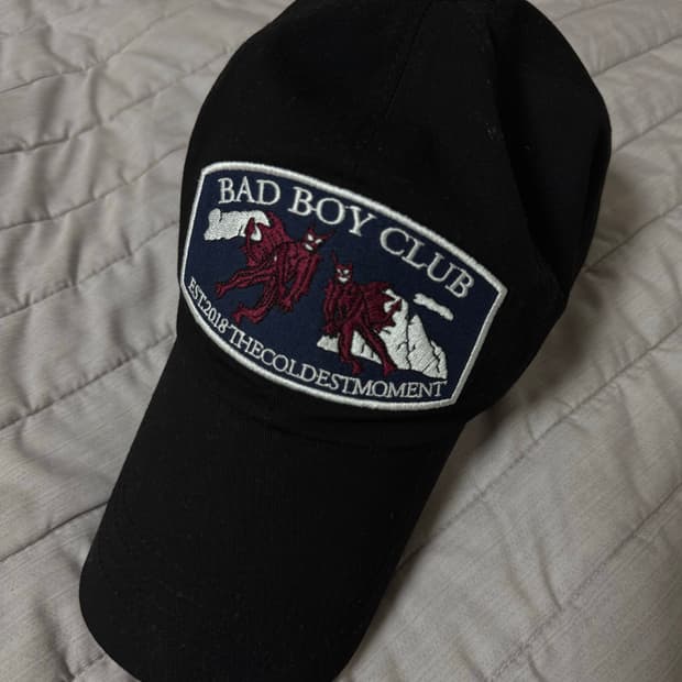 더콜디스트모먼트 배드보이클럽 볼캡 블랙
