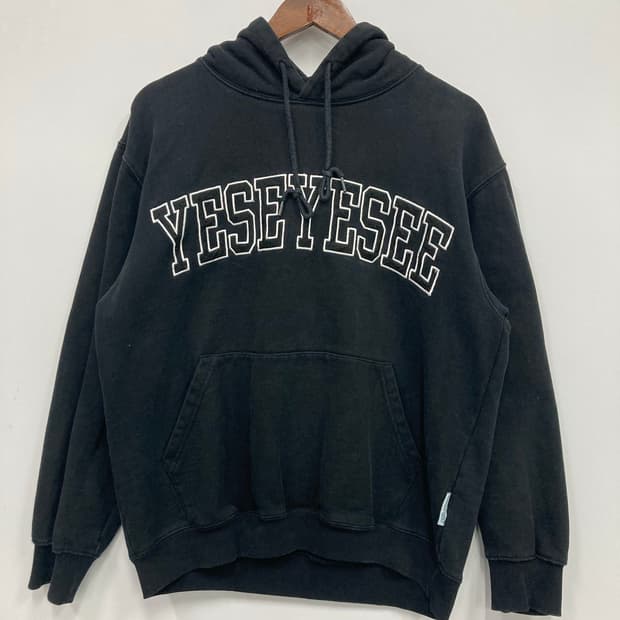 예스아이씨 자수 후드티