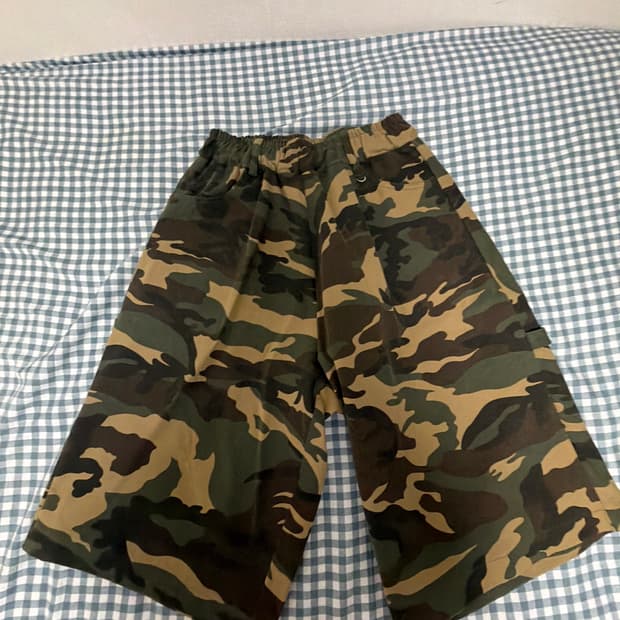 슬로우레코드하우스 카모 버뮤다 팬츠