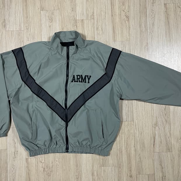 105~110) 미군 오리지널 IPFU 1세대 트레이닝 자켓(민트급)