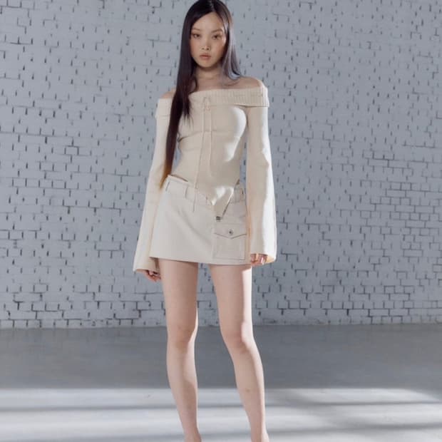 글로니 Vera Swing Long Sleeve 