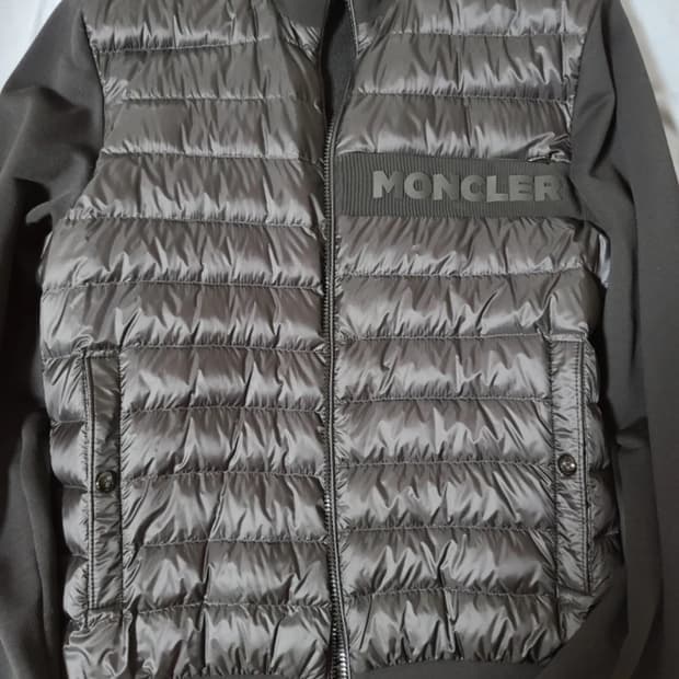 몽클레어 니트패딩