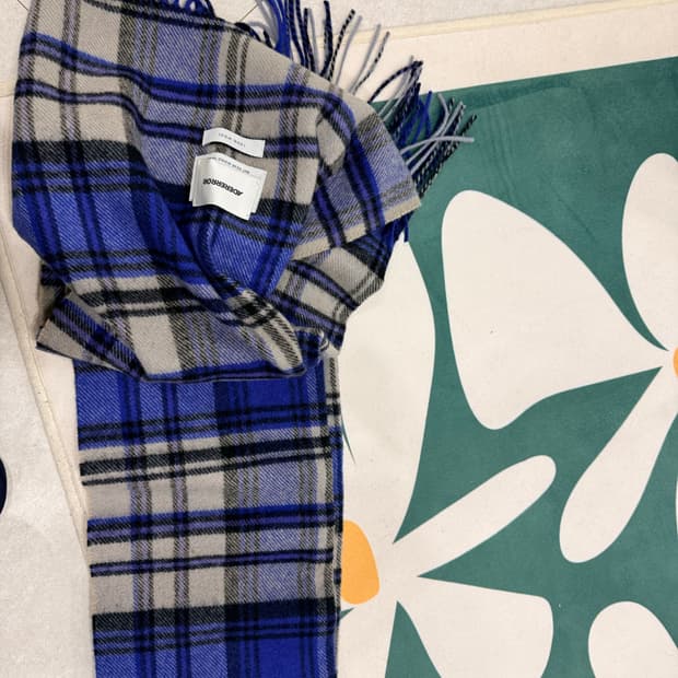 아더에러 목도리판매