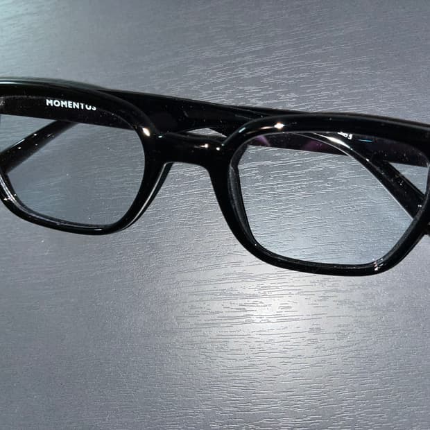 모먼트어스 DWAN BLACK