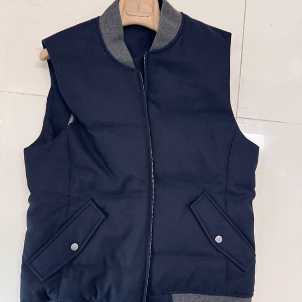 SUITSUPPLY 울/캐시미어 혼방 다운 집업 베스트 / M