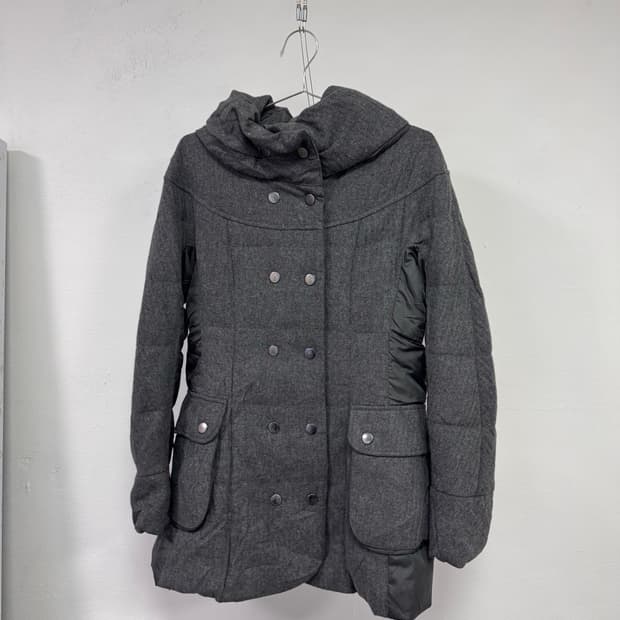 Buckle padded coat
