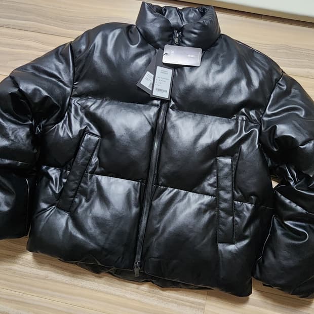 무신사스탠다드레더패딩점퍼블랙L