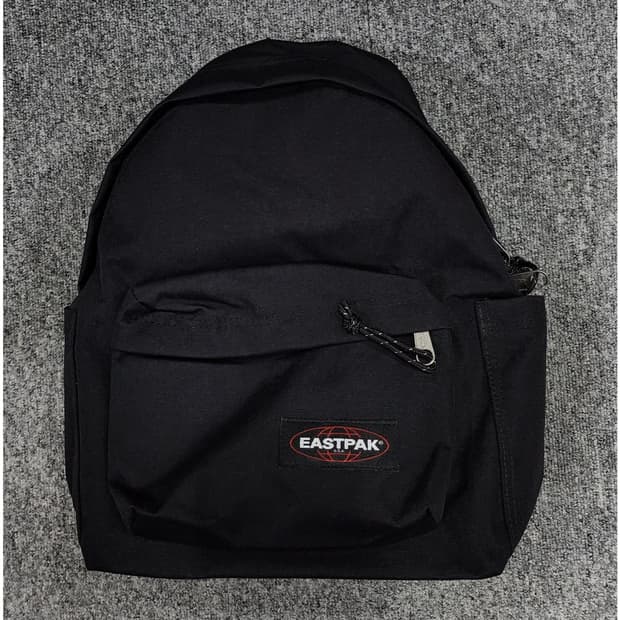 이스트팩 데이 팩알 백팩 가방