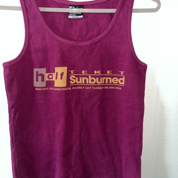 Teket sunburned 슬리브리스 마젠타