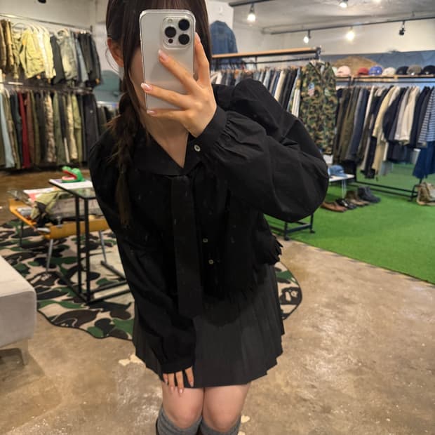 포에토 세일러 카라 블라우스