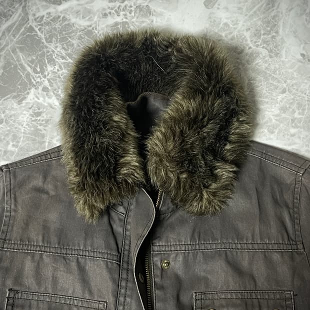 (Unknown)mocha fur muffler