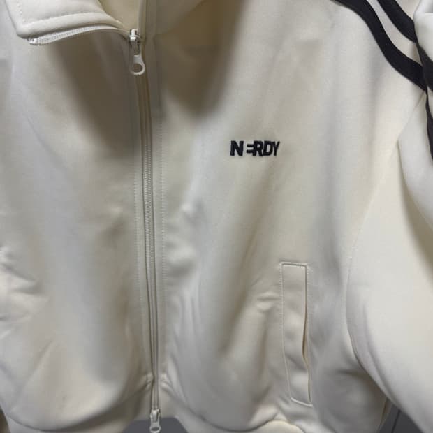 널디 트랙탑 져지 세미크롭