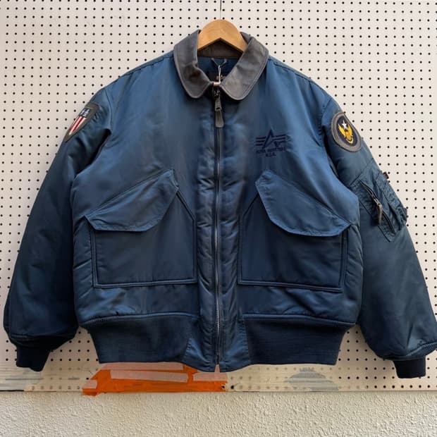 알파 인더스트리 cwu L