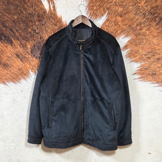 인디안 넥버클 스티치 구스다운 블랙 무스탕 점퍼