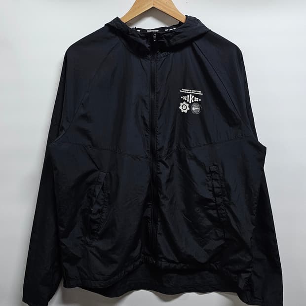 나이키 러닝 후드 바람막이 L