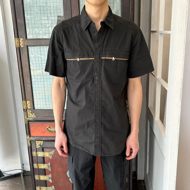 프라다 스포츠 지퍼 포켓 셔츠