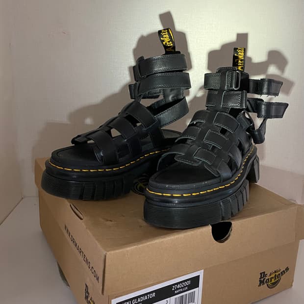 닥터마틴 리키 글래디에이터 나파 럭스 (225~230)