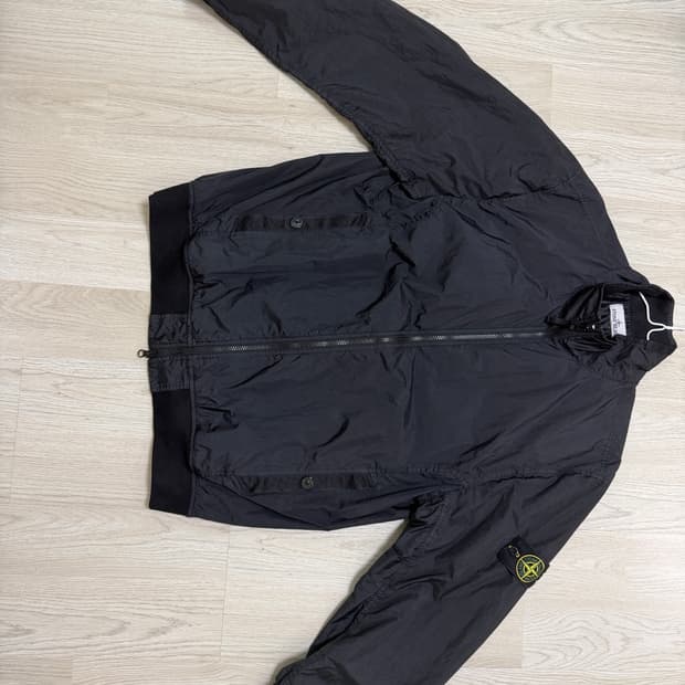 스톤아일랜드 25ss 크링클랩스 바람막이 논후드