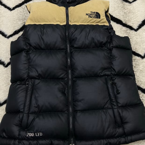 [여성S]노스페이스 700Ltd 패딩 조끼/블랙베이지