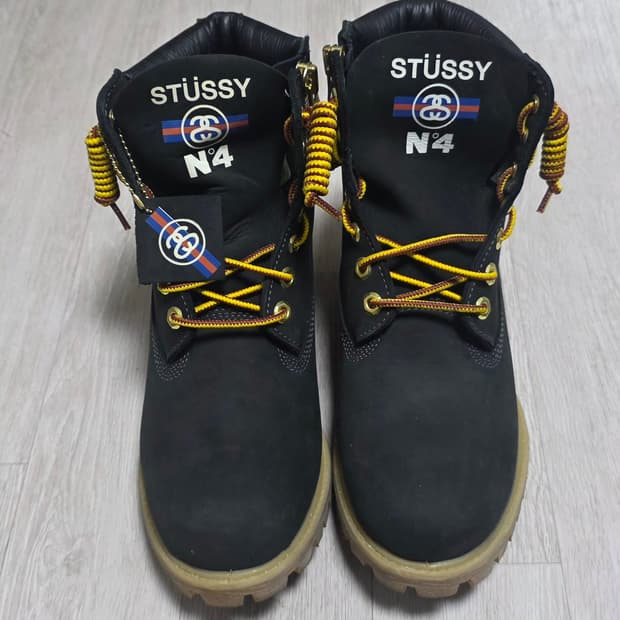 팀버랜드 6인치 스투시 콜라보 부츠