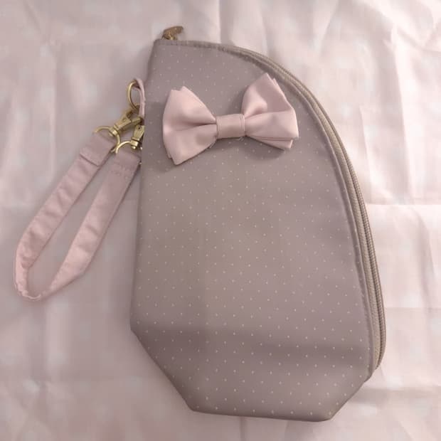 일본 pinktrick 베이지 도트 리본 보냉 파우치 히메갸루 라떼갸루