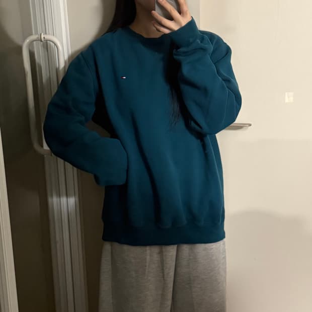 타미힐피거 맨투맨