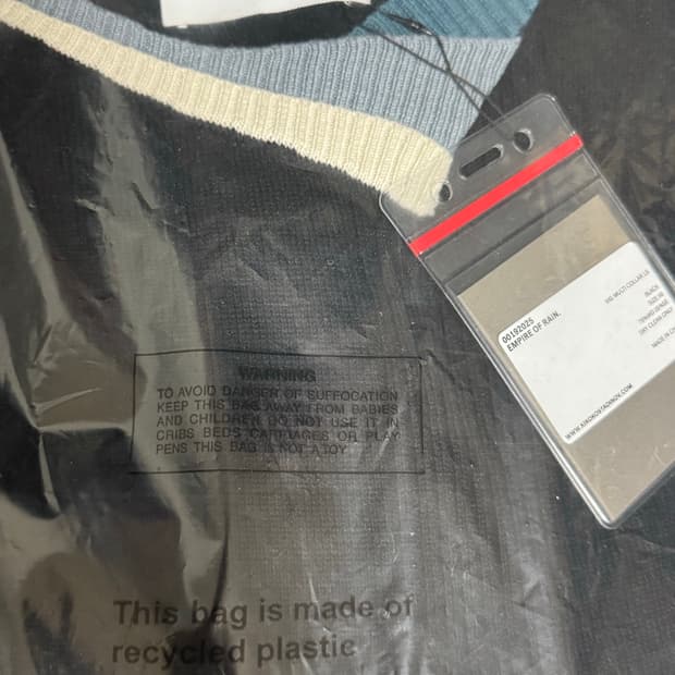 키코 코스타디노프 니트