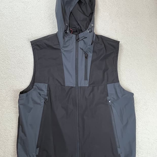 디미트리블랙 테크베스트, 조끼