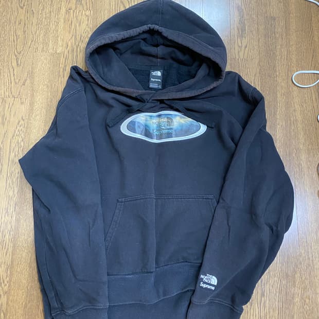 슈프림 x 노스페이스 렌티큘러 마운틴 후드 블랙