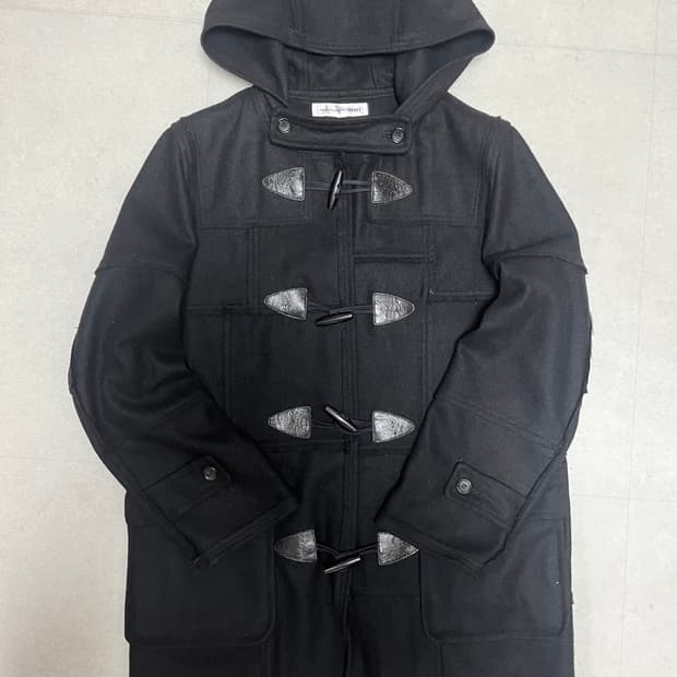 comme des garcons shirt duffle coat