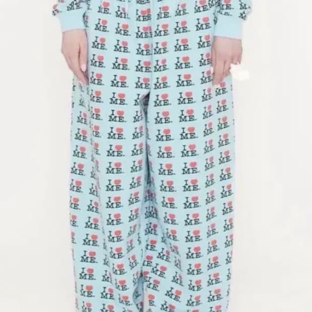 애슐리윌리엄스  s m 사이즈 조거팬츠 구합니다 !